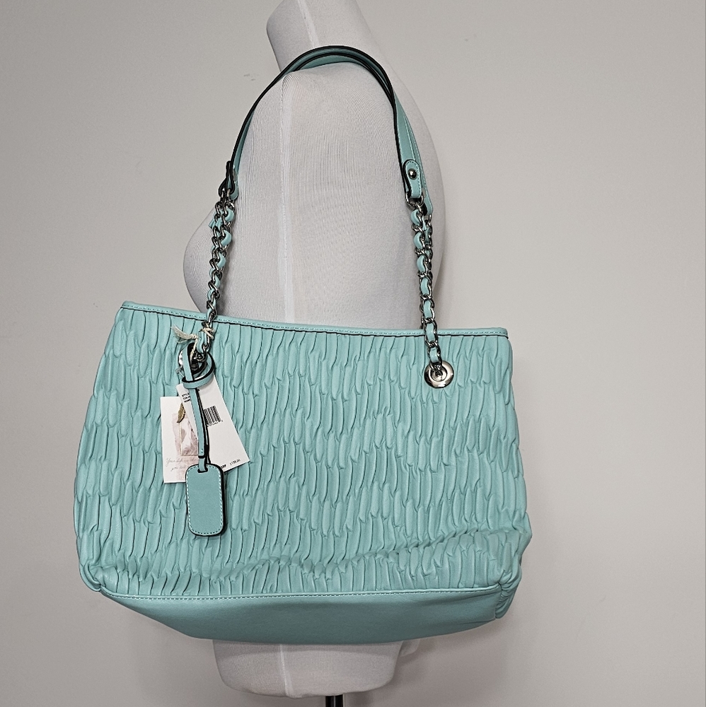NWT JESSICA SIMPSON GIGI STYLE SHOULDER BAG